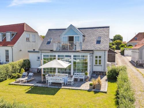 Assens Casa | Holiday Home Devis - 75m from the sea by Interhome