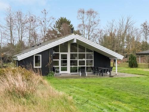 Hou Casa | Holiday Home Elni - 900m from the sea by Interhome