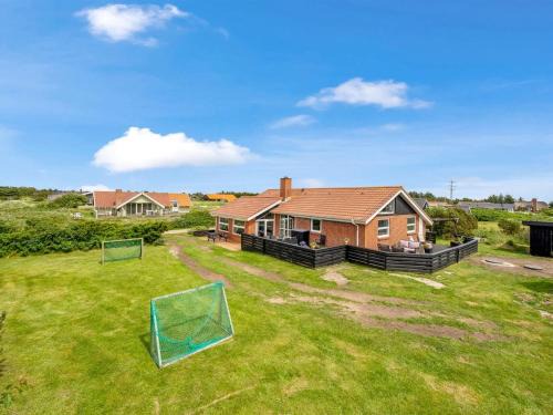 Nørre Lyngvig Casa | Holiday Home Elviira - 600m from the sea by Interhome