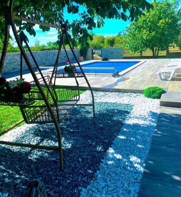 Unesic Casa | Holiday Home Endi