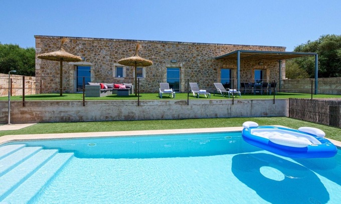 Maria de la Salut Villa | Casa de vacaciones "Es Gassons" con piscina, Wi-Fi, aire acondicionado, terraza y jardín