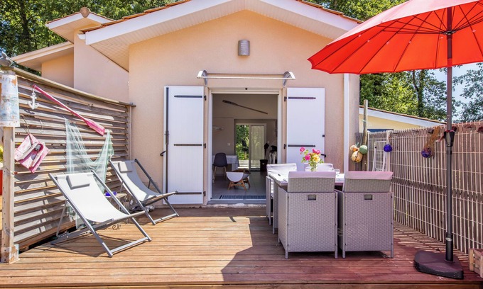 Ares Casa | Casa de vacaciones 'Escapades Marines' con terraza privada, Wi-Fi y aire acondicionado