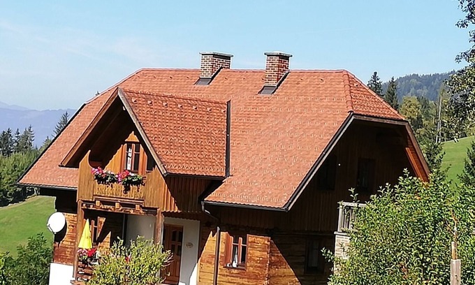 Rieding Casa | Holiday Home 'Ferienhaus Karin' with Private Terrace, Private Garden and Wi-Fi