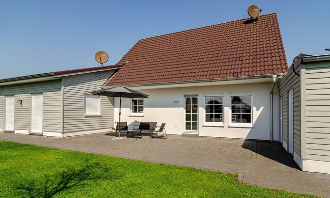 Wiesmoor Casa | Casa de vacaciones 'Ferienhaus Wiesmoor' con terraza privada, jardín privado y Wi-Fi