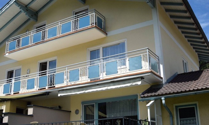 Abtenau Casa | Casa de vacaciones 'Ferienhaus Bergblick' con vistas a la montaña, terraza privada y Wi-Fi