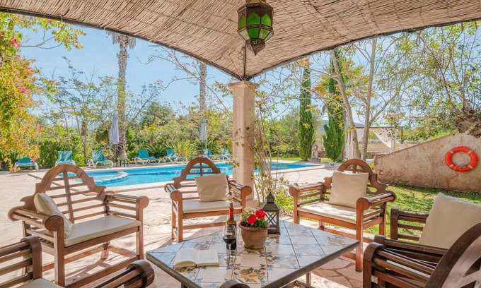Felanitx Casa | Casa 'Finca Can Xet' con vistas a la montaña, piscina y Wi-Fi