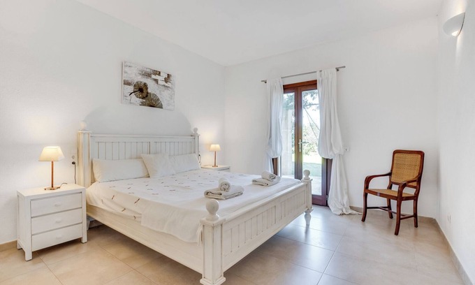 Petra Casa | Casa Finca Na Blanca con vistas al mar, piscina, Wi-Fi, terrazas y jardín