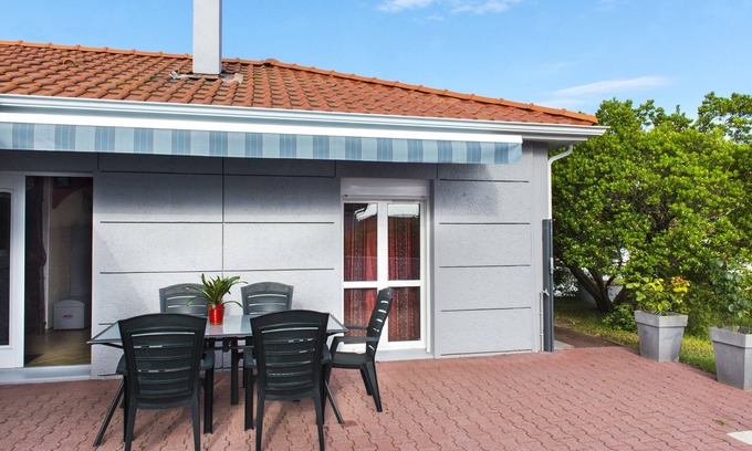 Le Verdon-sur-Mer Casa | Casa de vacaciones 'Villa Mimosas Le Verdon sur Mer' con jardín, terraza y Wi-Fi
