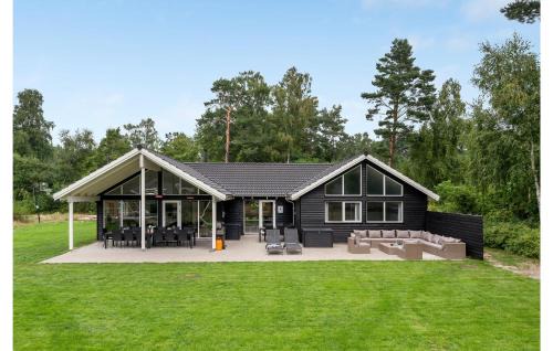 Frederiksvaerk Casa | Holiday Home Frederiksværk With Fireplace 03