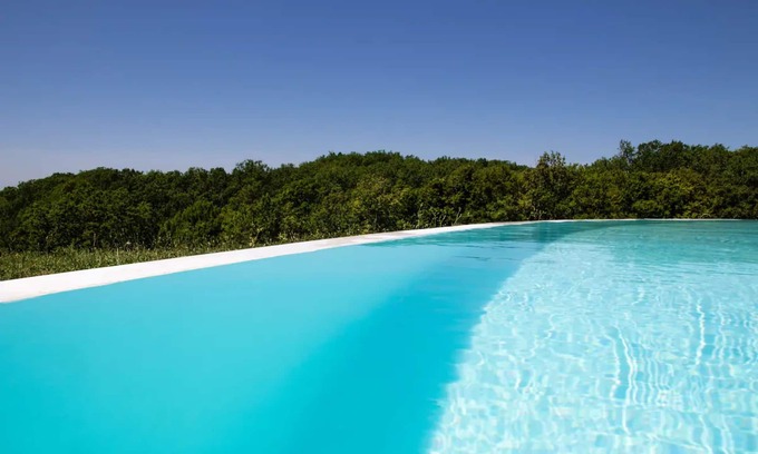 Le Vigan Casa | Holiday Home 'Gite De Janis Spa Et Piscine' with Private Pool, Wi-Fi and Air Conditioning