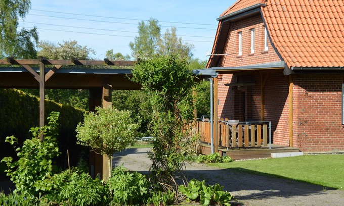 Alt Meteln Casa | Casa de vacaciones 'Habicht' con terraza privada, jardín privado y Wi-Fi