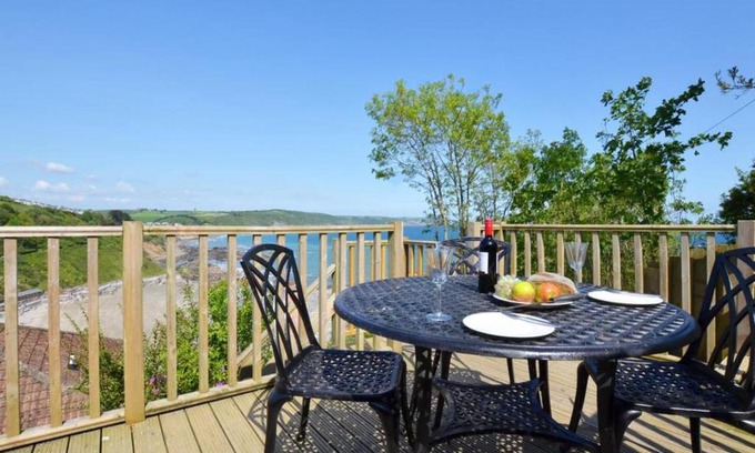 West Looe Casa | Holiday Home Hannafore by Interhome
