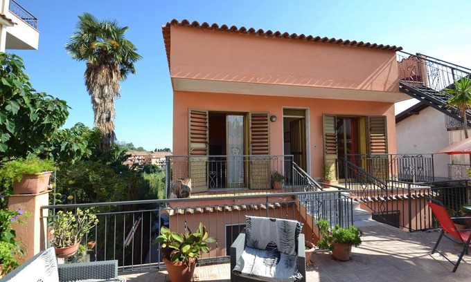 Chianchitta-Trappitello Casa | Casa de vacaciones en Giardini Naxos cerca del mar