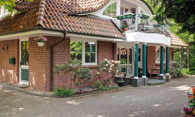 Harsefeld Casa | Casa de vacaciones 'En el Verde' con terraza privada, jardín privado y Wi-Fi