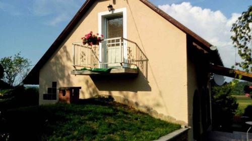 Balatonendred Casa | Holiday home in Balatonendred 33661