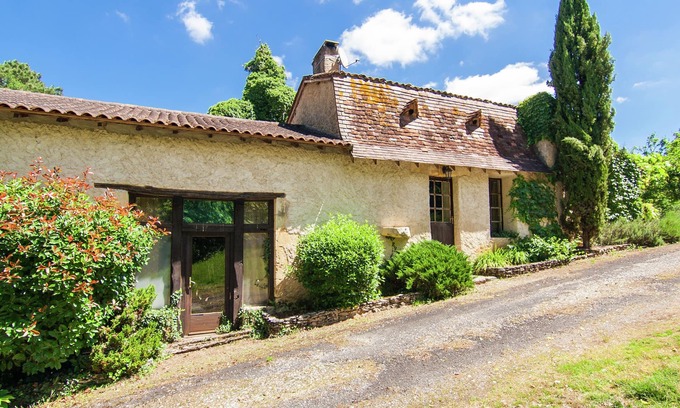 Bourgnac Villa | Mansión en Bourgnac con Piscina y Vinos