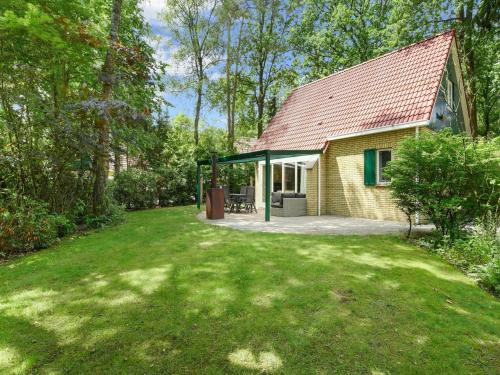 Diessen Casa | Holiday Home in Brabant with Garden & BBQ