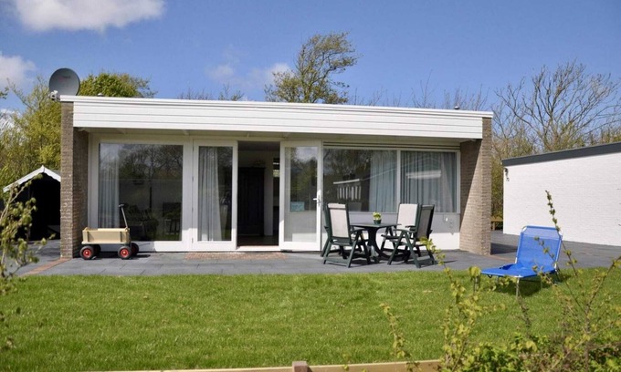 Callantsoog Casa | Holiday home in Callantsoog near beach