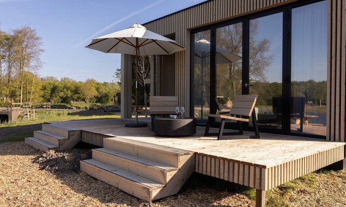 Zeewolde Casa | Casa de Vacaciones en Bosque con Jacuzzi