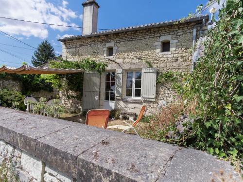 Sossais Casa | Holiday Home in Puygareau near Poitiers