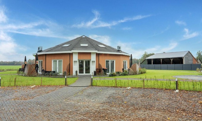 Municipality of Goirle Casa | Holiday Home in Goirle near Efteling Park