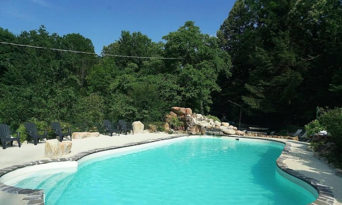 Rancio Valcuvia Apartamento | Viviendas en un antiguo molino del siglo 18. Siglo. Con 10 000 metros cuadrados de terreno y piscina