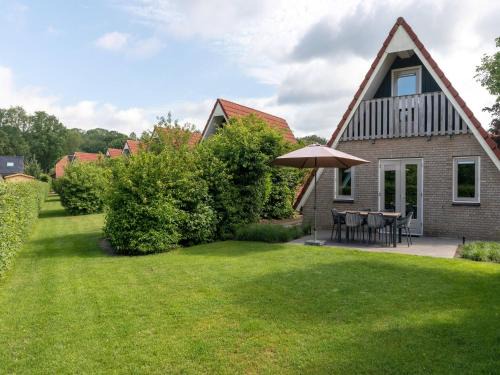 Plasmolen Casa | Holiday Home in Plasmolen near Nature Reserves