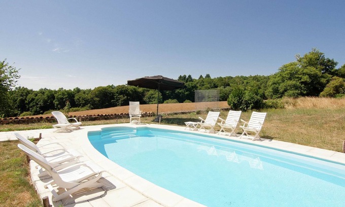 Roussines Casa | Espaciosa casa de vacaciones con piscina privada