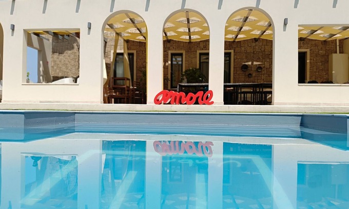 Stroncone Casa | Casa de vacaciones 'In Villa Con Piscina' con piscina compartida, Wi-Fi y aire acondicionado.