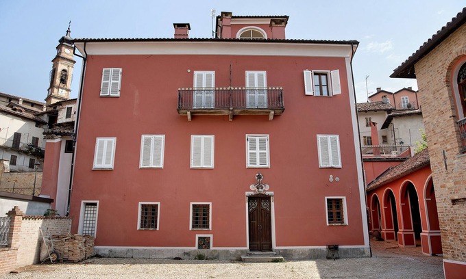 Costigliole d'Asti Casa | Casa de vacaciones "La Rocca Di Efisio" con terraza privada, Wi-Fi y aire acondicionado