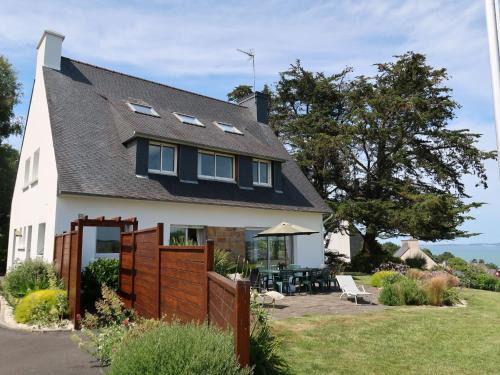 Plestin-les-Greves Casa | Holiday Home Ker Svea by Interhome