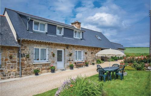 Caouennec-Lanvezeac Casa | Holiday Home Kermoisan