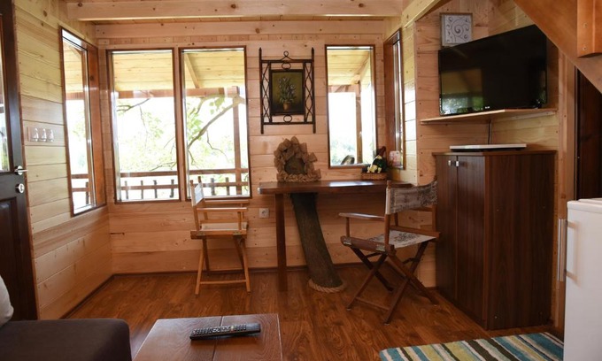 Banja Koviljaca Casa | Holiday Home Kućica Na Drvetu