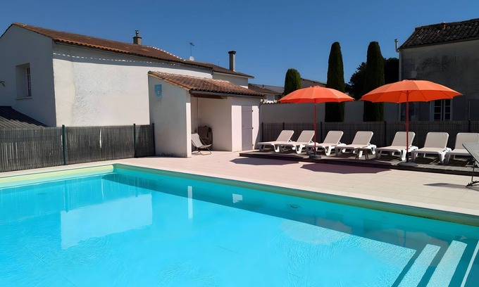 Verrieres Casa | Casa de vacaciones 'La Bonne Chauffe - Serpentin' con piscina compartida, terraza privada y Wi-Fi