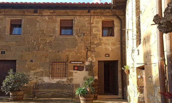 Abalos Casa | Casa de vacaciones 'La Casa Del Ayer' con vistas a la montaña