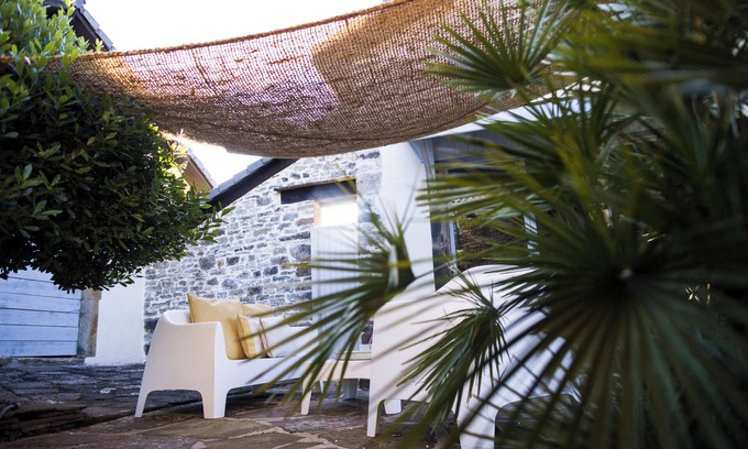 Martin Casa | Casa de vacaciones 'La Maison Charlélie' con piscina compartida, Wi-Fi y aire acondicionado