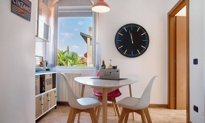 Germignaga Casa | Casa de vacaciones 'La Piazzetta' con vistas a la montaña y Wi-Fi
