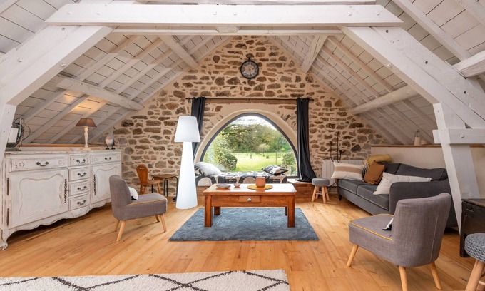 Pleucadeuc Casa | Casa de vacaciones 'Le Foutaye - Gîte En Pleine Nature' con terraza privada y jardín privado