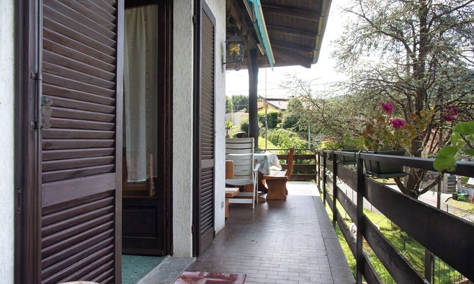 Cunardo Casa | Holiday Home 'Le Ore Liete Cunardo' with Private Garden, Balcony and Wi-Fi