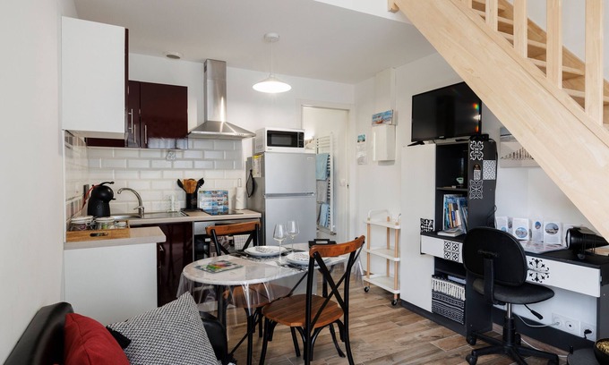 Pessac Casa | Casa de vacaciones 'Le Petit Prince - Pessac, Burdeos' con terraza privada, Wi-Fi y aire acondicionado