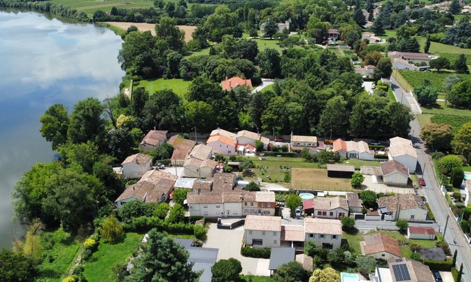 Libourne Casa | Casa de vacaciones 'Libourne 2 Chambres' con terraza privada, jardín privado y Wi-Fi