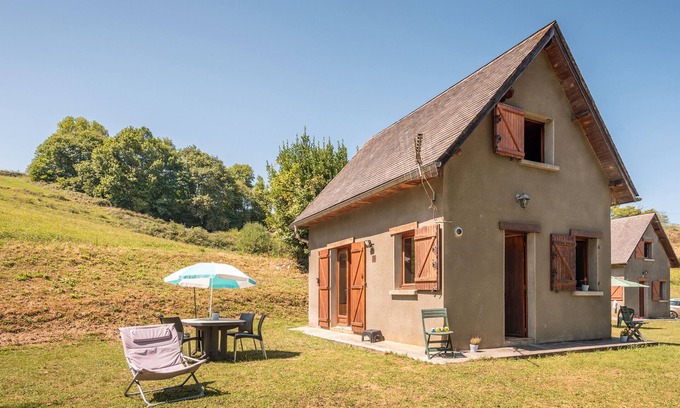 Peyrouse Casa | Casa de vacaciones 'Lieuj' con vistas a la montaña, terraza privada y Wi-Fi