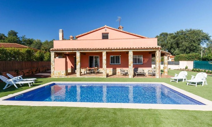 Can Carbonell Casa | Holiday Home Montverde by Interhome