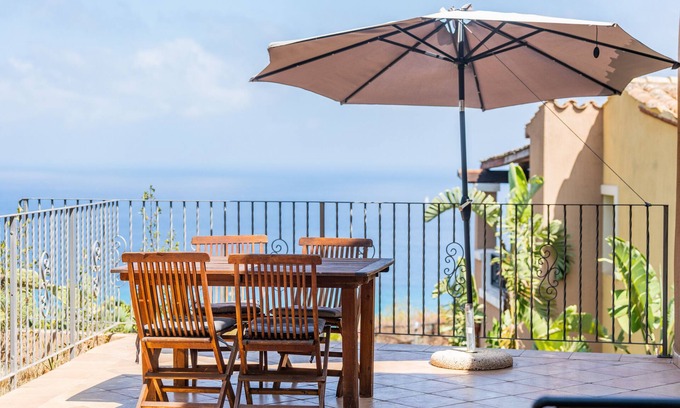 Costa Rei Casa | Casa de vacaciones 'N10 Villa Fico D'india' con vistas al mar, Wi-Fi y aire acondicionado