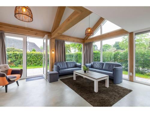 Burgh-Haamstede Casa | Holiday Home near Beach Burgh-Haamstede, cleaning included
