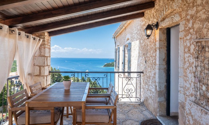 Sivota Casa | Casa de vacaciones 'Old Manor House 2' con vistas al mar, Wi-Fi y aire acondicionado