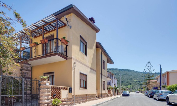 Bosa Marina Casa | Casa "Paolo e Francesca" con jardín privado, aire acondicionado y Wi-Fi