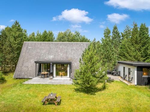 Vejers Strand Casa | Holiday Home Peta - 1-6km from the sea by Interhome