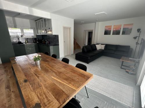 Seberov Casa | Holiday Home Prague Šeberov