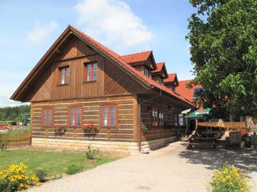 Uhlejov Casa | Holiday Home Růžovka by Interhome
